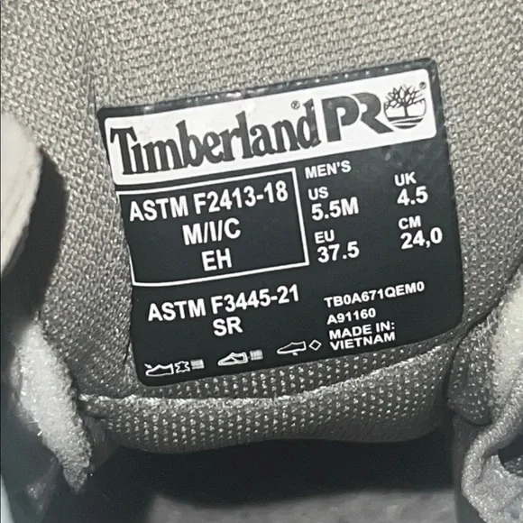 Timberland Lace-Up Boots - Picture 7 of 7